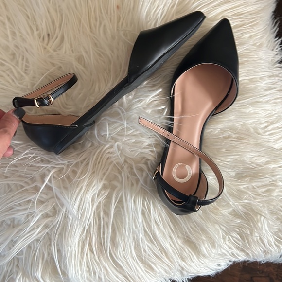 Black leather flats - Picture 2 of 2